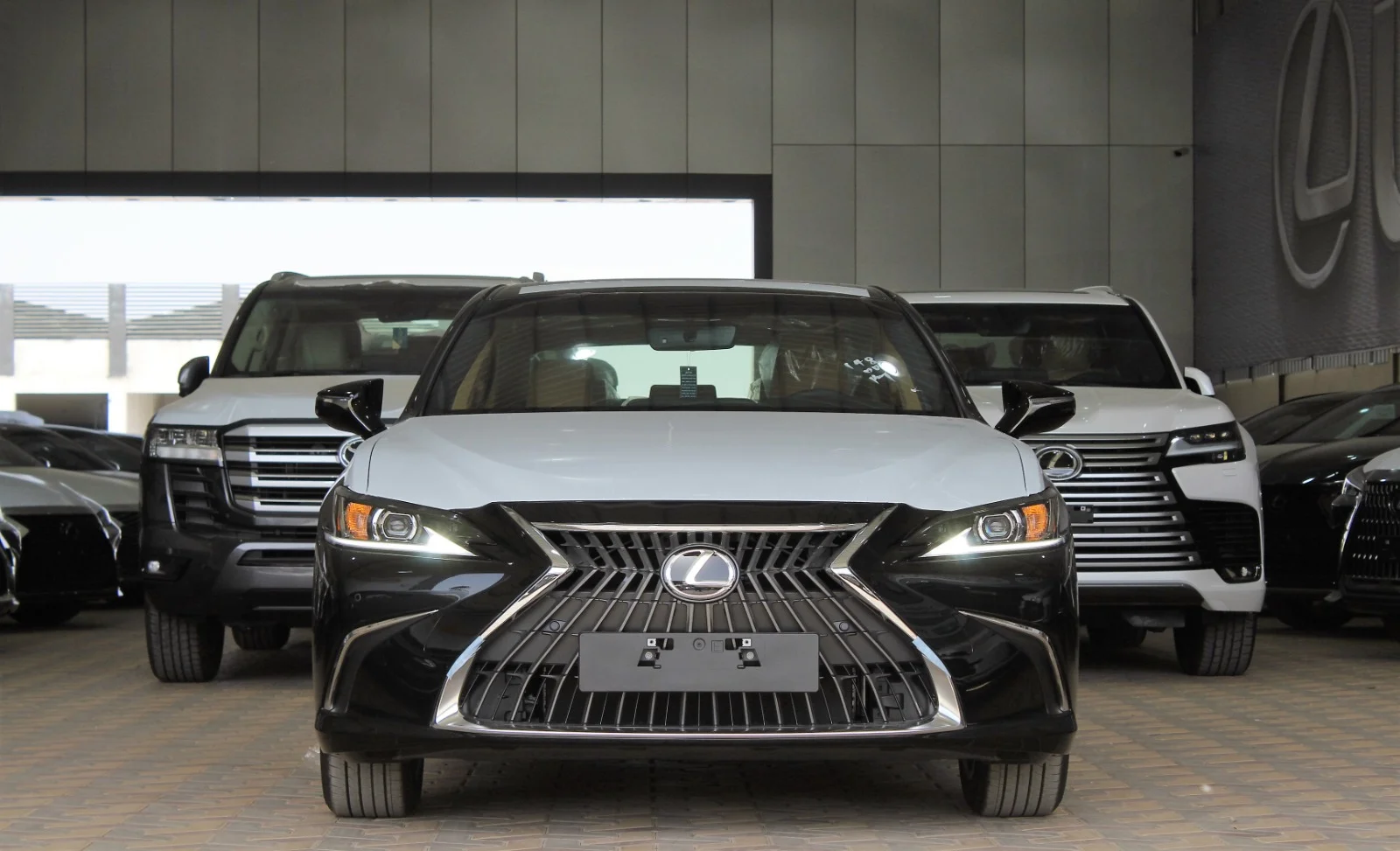 (العربية) 5 من أفضل سيارات لكزس السعودية: المواصفات والمميزات